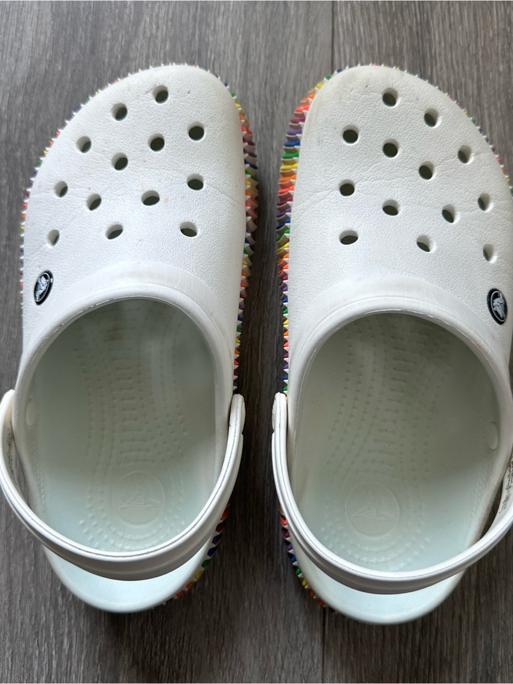 Crocs Classic Clog Shoes Womens 7 Mens 5 White Rainbow Pride Band Slip On -Old